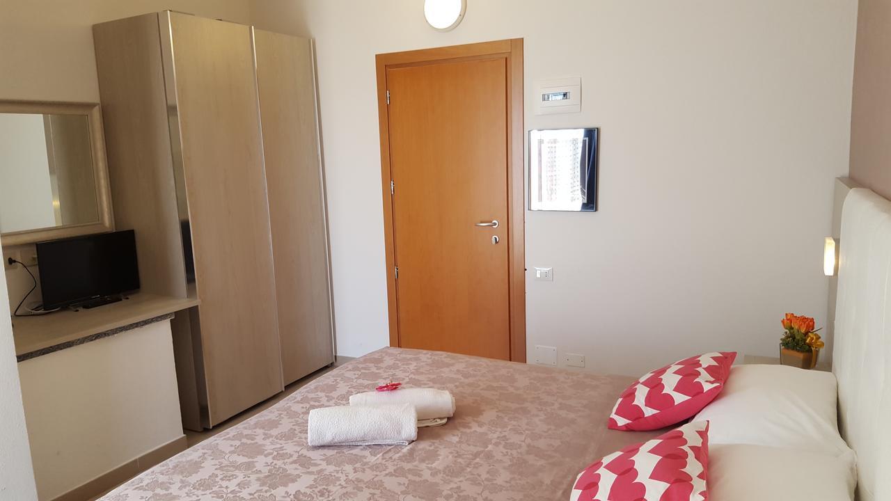 Hotel Raffaello 체제나티코 외부 사진