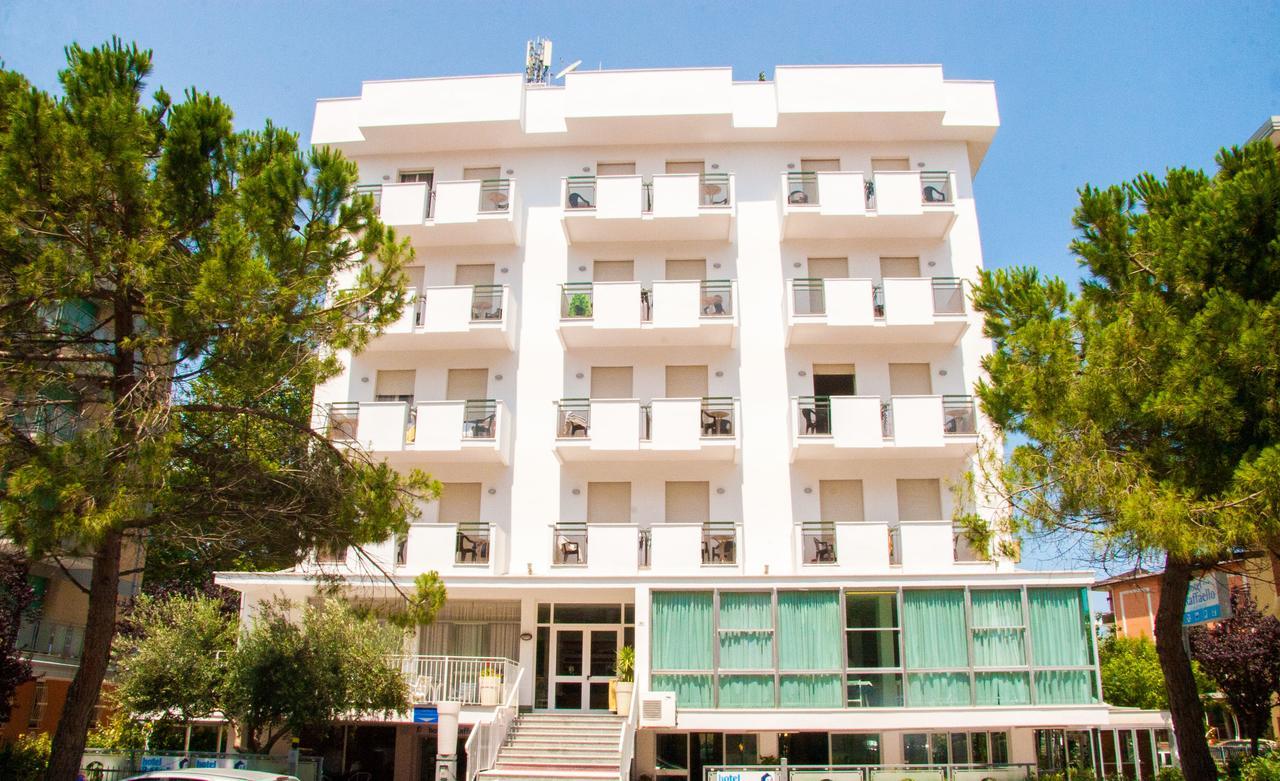 Hotel Raffaello 체제나티코 외부 사진